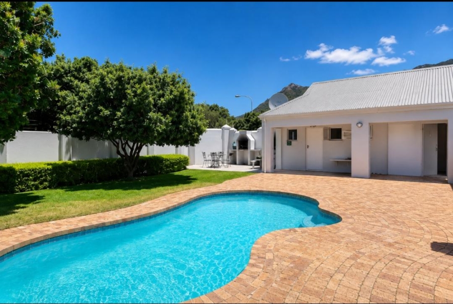 To Let 2 Bedroom Property for Rent in Beach Estate Western Cape